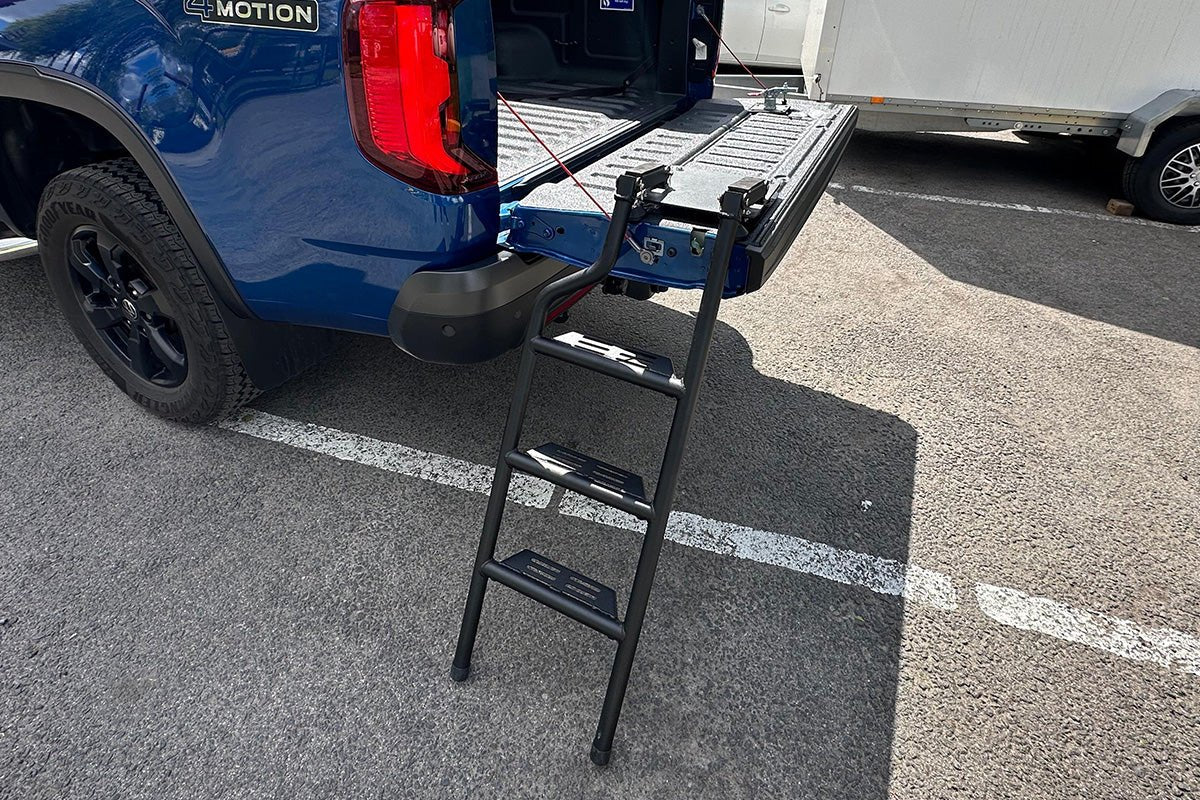 Cayman Ladder Ranger EasyStep - Pickup Truck Tailgate Ladder – Next-Gen Ranger UK