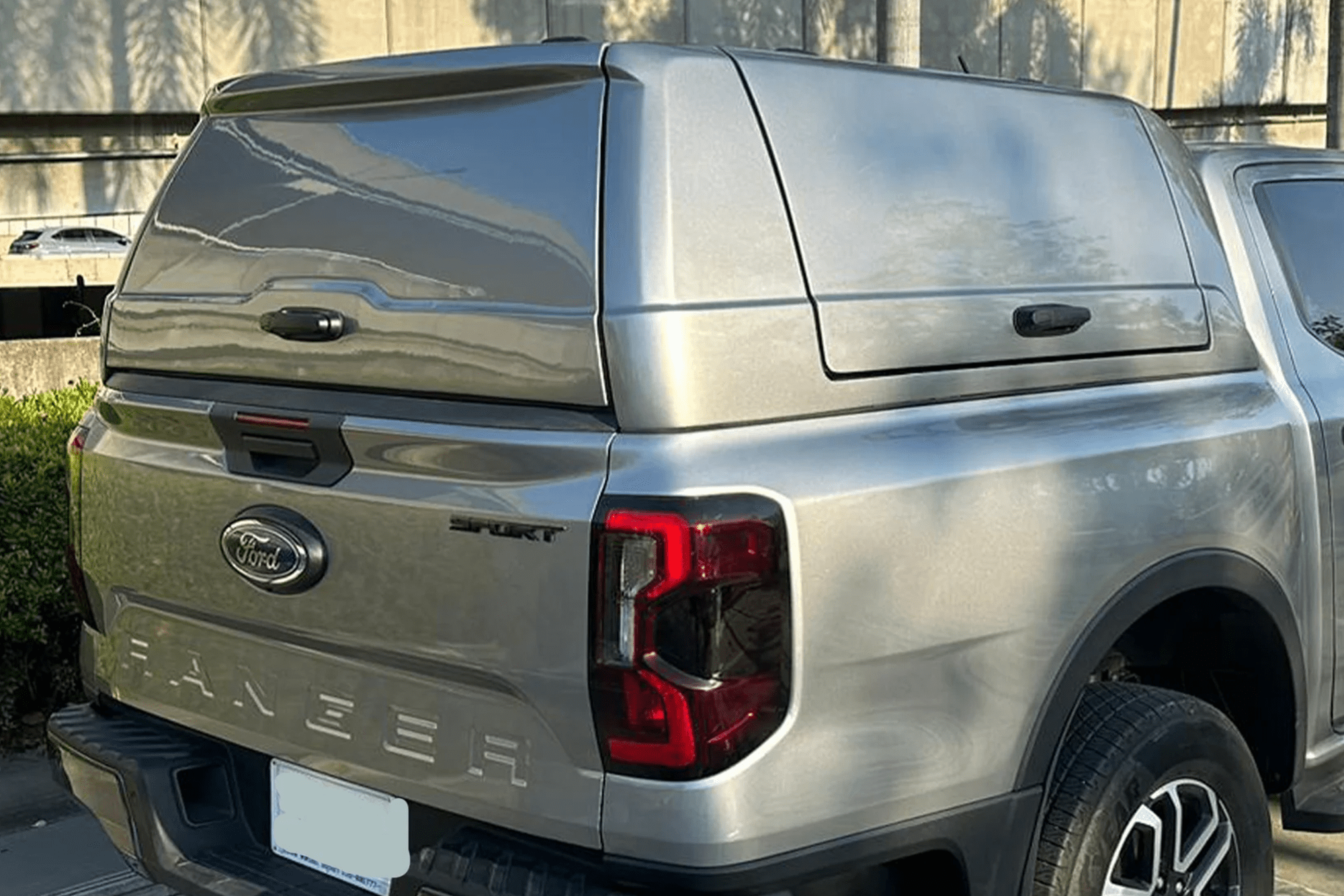 Ford Ranger 2023+ Ridgeback Max V2 Hardtop - Gullwing Sides – Next-Gen ...