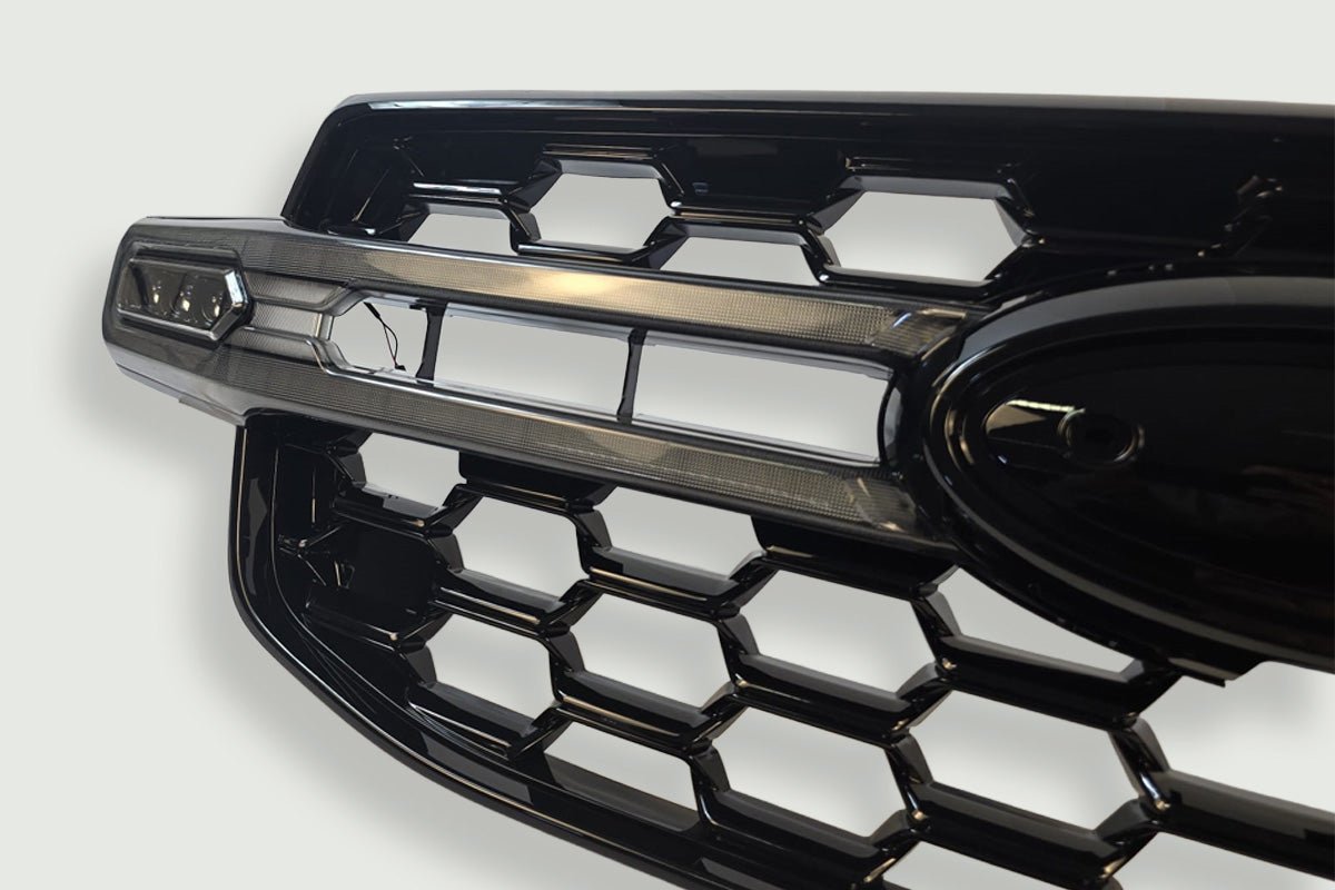 Ford Ranger 2023+ Spyder Hyperlite 3 Grille with integrated LED Lights ...