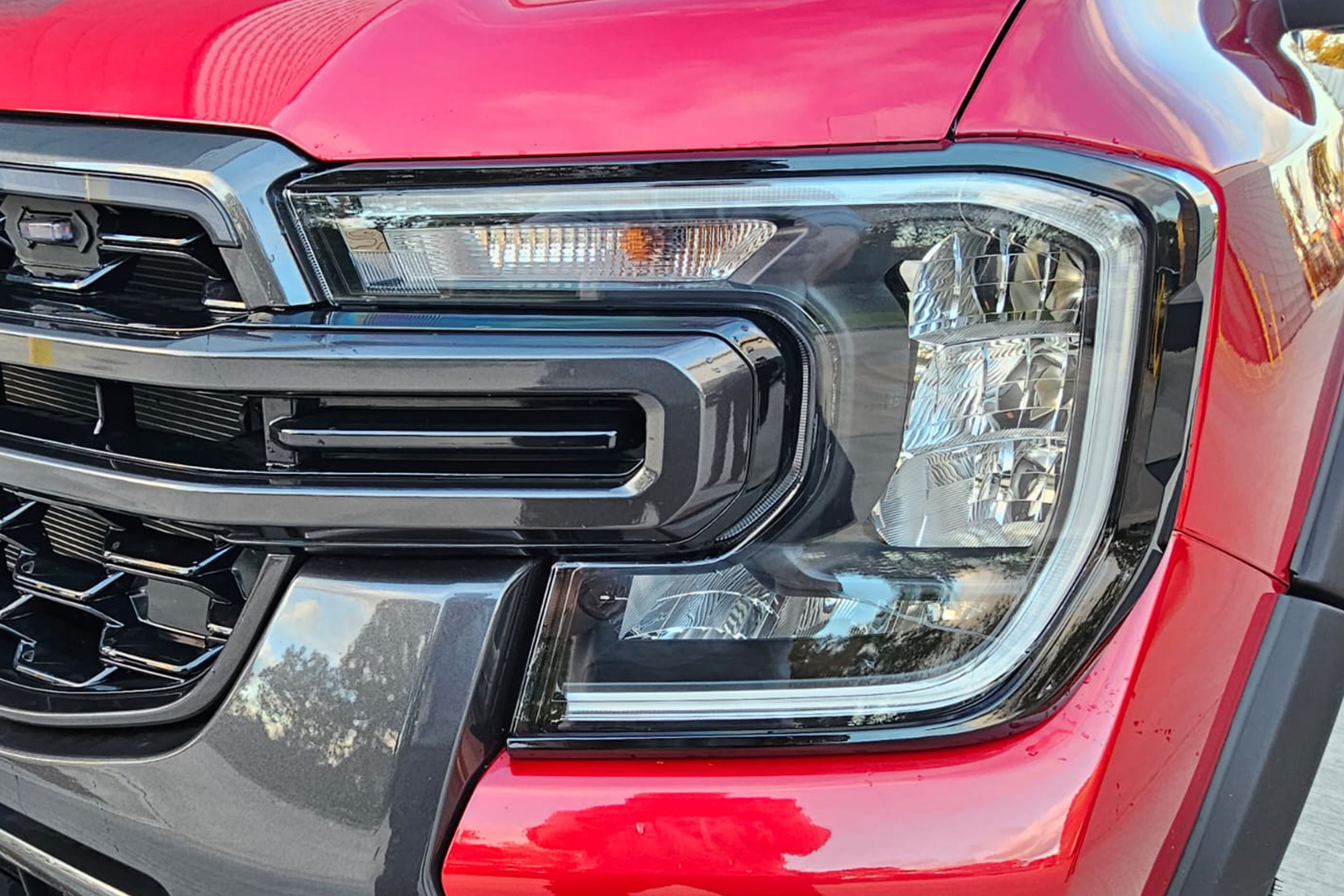 Ford Ranger 2023+ V2 Head Light Guards