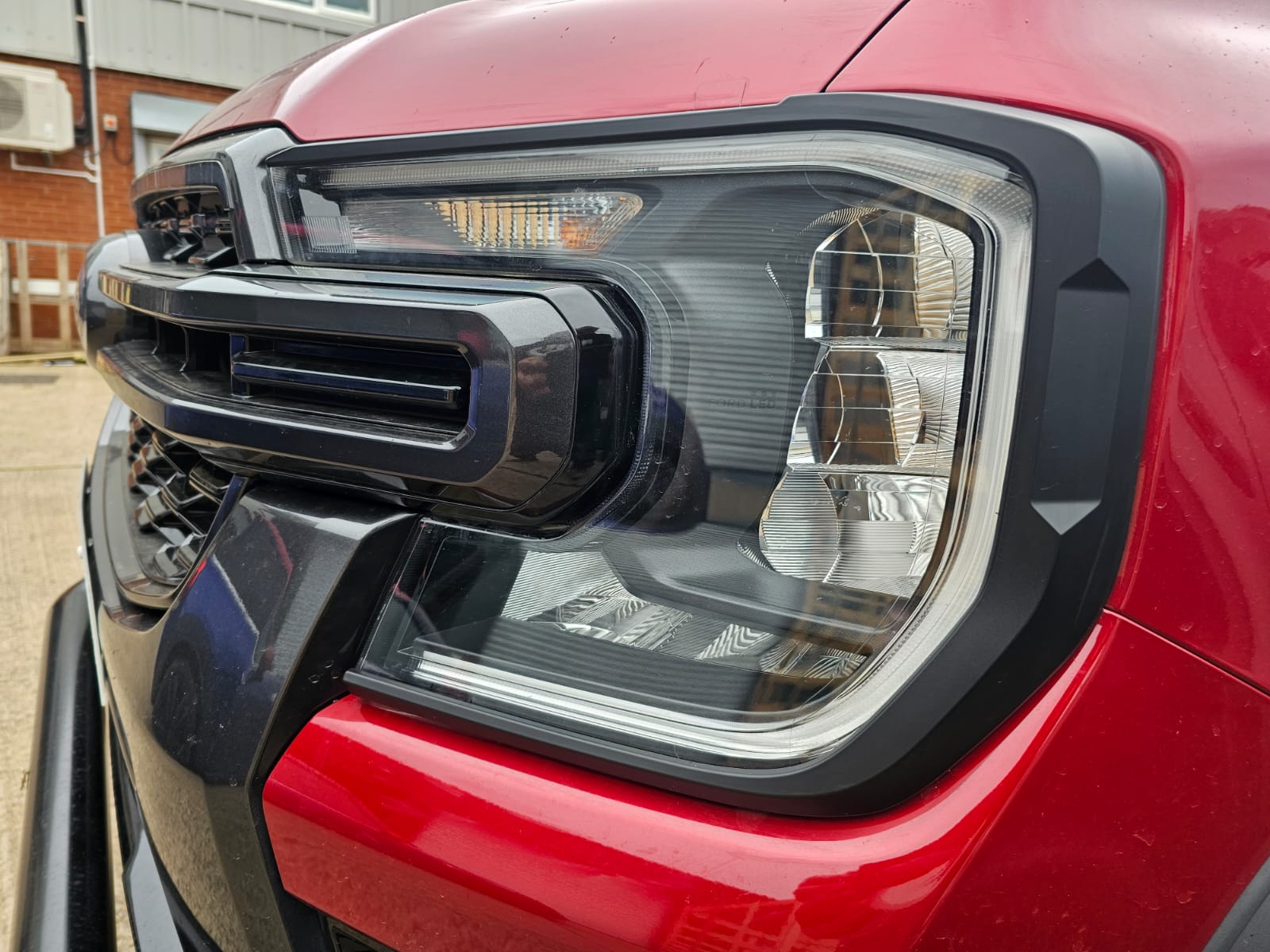 Ford Ranger 2023+ V2 Head Light Guards