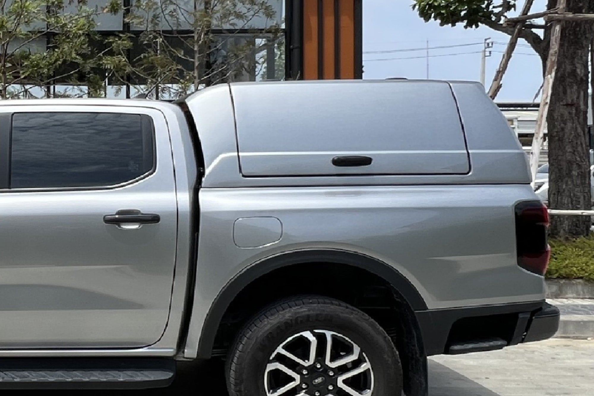 Ford Ranger 2023+ Ridgeback Max V2 Hardtop - Gullwing Sides – Next-Gen ...