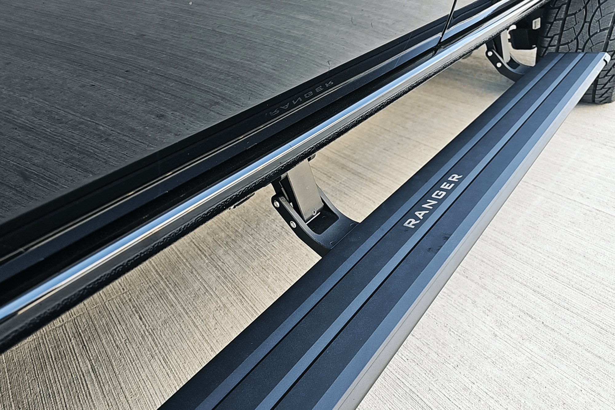 Jet Ranger Side Step Ford Ranger 2023+ (T9) Eagle1 Electric Side Steps – Next-Gen Ranger UK